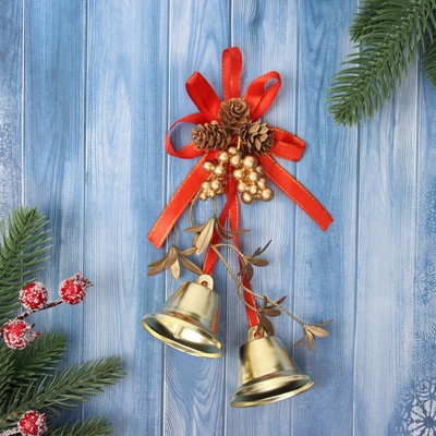 Украшение новогоднее «Зимнее волшебство. Очарование» 15×7 см, с колокольчиками и ветками