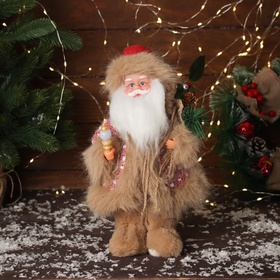 Дед Мороз "В пушистом вязаном костюме" двигается, с подсветкой, 30х19 см, красный