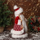 Снегурочка под ёлку «Зимнее волшебство. В пушистой шубке, с фонариком» двигается, с подсветкой, 40 см, красный - Фото 2