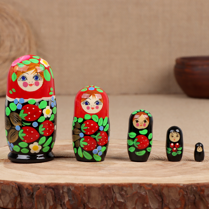 

Матрёшка "Наталья", красная, 5-кукольная