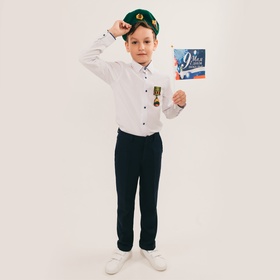 Набор военного «Сильный солдат» зелёный берет, размер 52 - 54, значок, флажок