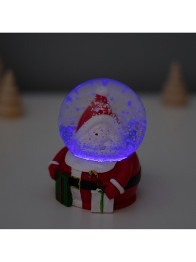 Снежный шар новогодний стеклянный «Дед Мороз с подарками в шлеме-пузыре», световой, 6.5×6.7×9.5 см