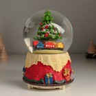 Снежный шар новогодний стеклянный «Ёлочка и мишка», музыкальный, световой, снег кружится, 10.5×10.5×14 см - Фото 3