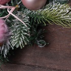 Гирлянда новогодняя хвойная «Зимнее волшебство. Сюрприз» 60×23 см, розовая - Фото 3