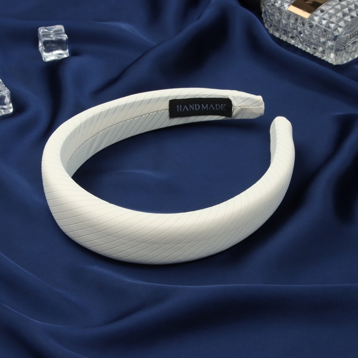 Ободок для волос QF «Джойс», 3 см, молочный - Фото 1