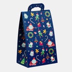 Подарочная коробка новогодняя Сумочка мини «Новогодний арт» 14×10×22.3 см - Фото 3