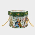 Подарочная коробка новогодняя Шестигранник малый «Двенадцать месяцев» с веревочными ручками, 210×210×185 мм - Фото 3