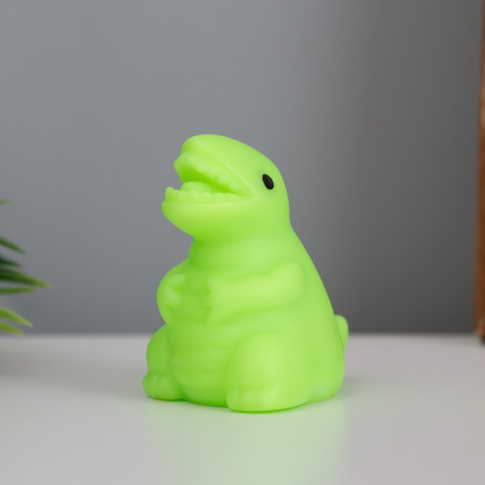 Фигурка светящаяся RISALUX «Крокодильчик», LED-ночник, 2 Вт, 3×LR44, зелёный, пластик, 4×4×4 см