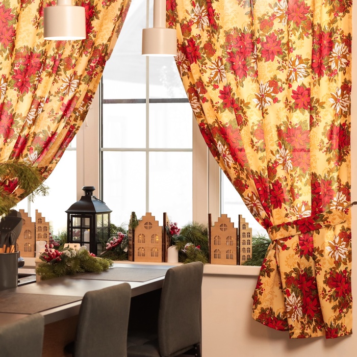 Комплект штор для кухни с подхватами «Доляна. Новогодние украшения», 2 шт., жёлтые, 145×180 см - Фото 1