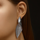 Серьги металл «Богема» скрученный листок, цвет серебро - Фото 4