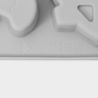 Форма для выпечки новогодняя Доляна «Семейный праздник», силикон, 6 ячеек, 29,5×17×2,7 см, цвет серый 10622117 - фото 13287399