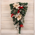 Искусственная ёлка настенная «Зимнее волшебство. Магнолия золотая», 60×34 см, ПВХ ветки отгибаются - Фото 2