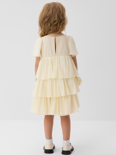 Платье нарядное для девочки MINAKU: PartyDress с рюшами, цвет молочный, рост 104-110 см