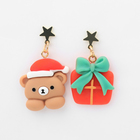 Серьги висячие «Новогодние» медведь с подарком, цветные в золоте - Фото 2