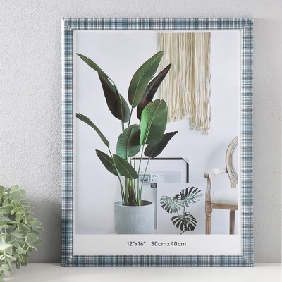 Фоторамка для фото 30×40 см «Шотландская клетка на т. коричневом», МДФ, 1.5×33×43 см