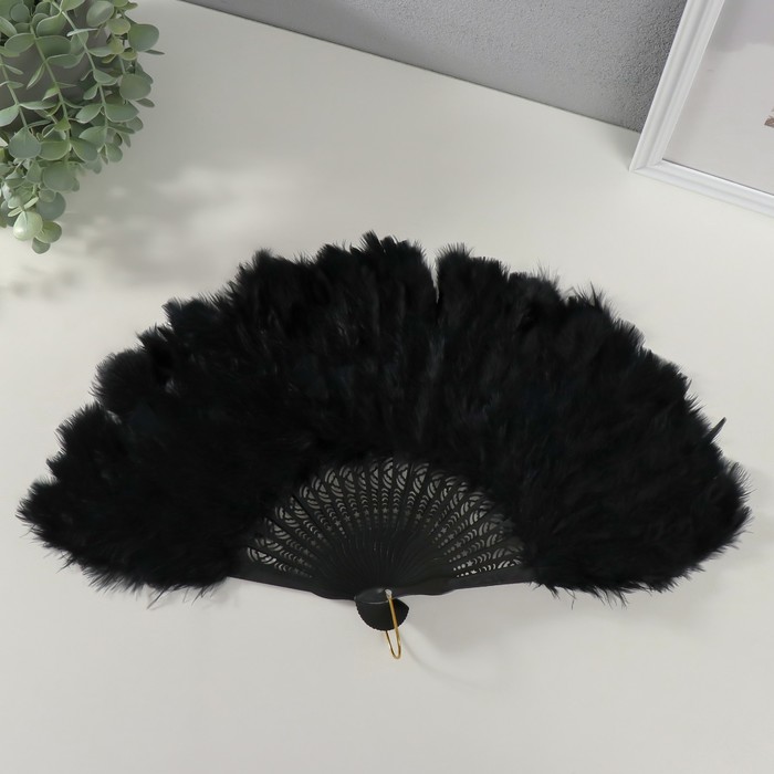 

Веер пластик, перо "Чёрный" h=26 см 25 лопастей 3х50х26 см