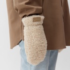 Варежки женские меховые MIST, размер 26 см, бежевые - Фото 3