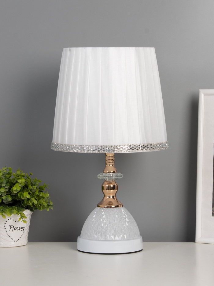 Лампа настольная «Ким» 1×40 Вт Е27 1×5 Вт LED белый/золото 23×23×40 см - Фото 1