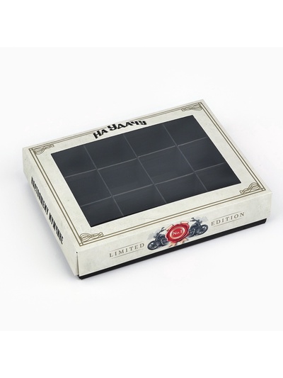 Коробка складная под 12 конфет «Настоящему мужчине», 14.4×18.4×3.8 см