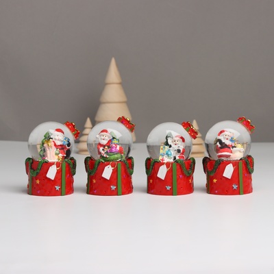 Снежный шар новогодний стеклянный «Дед Мороз. Подарок», световой, 4.5×4.5×7.5 см, МИКС