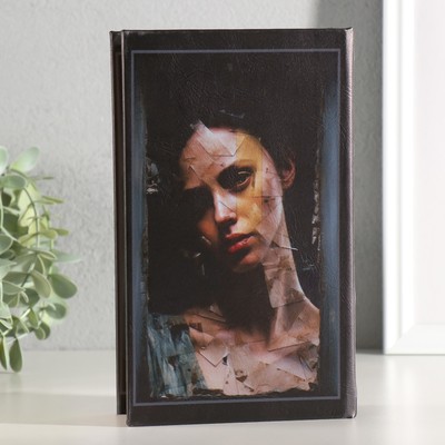 Шкатулка книга-сейф «Портрет девушки. Осколки», дерево, искусственная кожа, 21×13×5 см