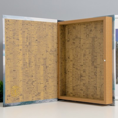 Шкатулка-книга «Пингвины», дерево, искусственная кожа, 28.5×22×4 см