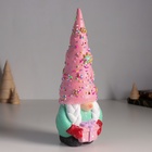 Фигурка полистоун «Бабулечка в розовом колпаке с посыпкой, с подарком», 10.5×8×25 см - Фото 3