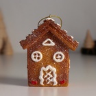 Фигурка-подвеска полистоун «Пряничный домик с белой глазурью», ёлочная игрушка, 4.5×7×8 см - Фото 3