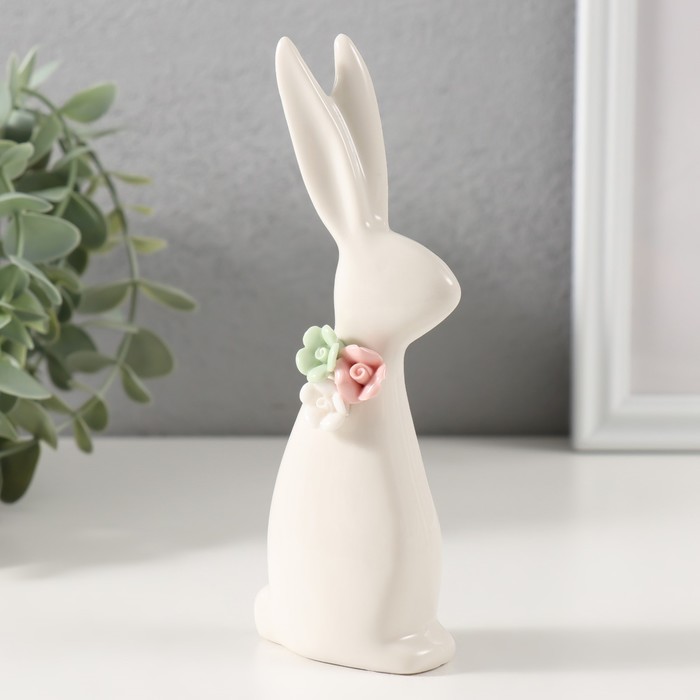 Фигурка керамика «Зайчик белый с цветочками», 6×2.8×15 см - Фото 1