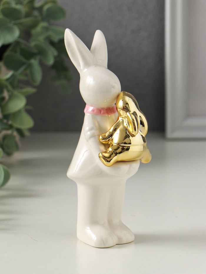Фигурка керамика «Зайка белая с золотым зайчонком», 6.5×4.5×13.5 см - Фото 1