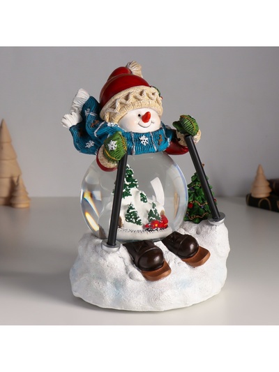 Снежный шар новогодний стеклянный «Снеговичок на лыжа×», музыкальный, световой, d=10 см, 15×13.5×21 см
