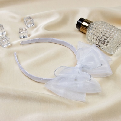 Ободок для волос Выбражулька «Школьница», тройной бант, 1 см, белый