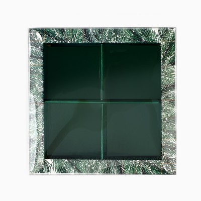 Коробка под 4 конфеты с ячейками «С Новым годом!», 10×10×3 см