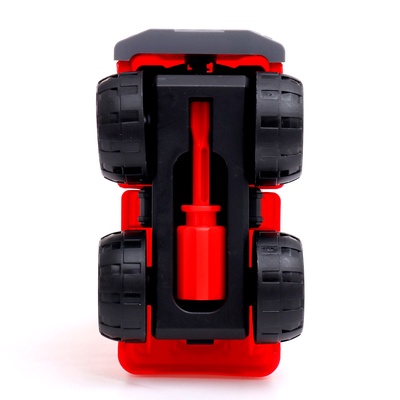 Конструктор винтовой «Пожарная машина», с отвёрткой, 31 деталь