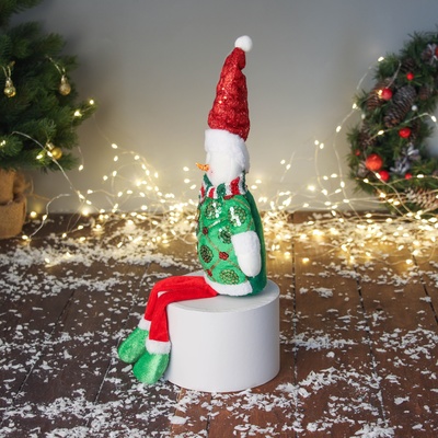 Игрушка мягкая «Снеговик в сияющем костюме с длинными ножками» 42×19 см, красно-зелёный