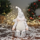 Игрушка мягкая «Дед Мороз в блестящем колпаке» 36×19 см, серебристо-белый - Фото 3