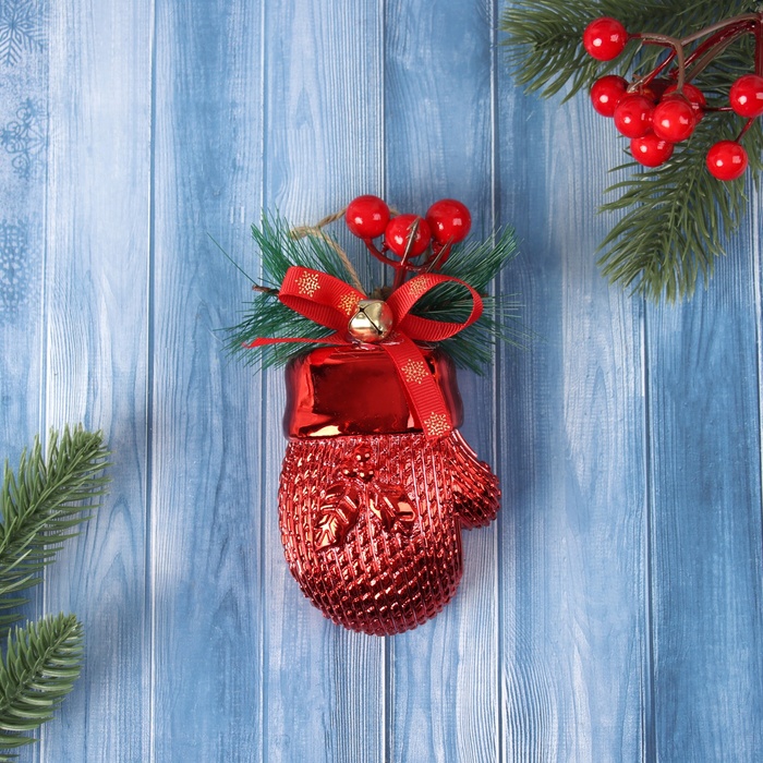 Ёлочная игрушка «Рукавичка с ягодками» 12×6.5 см, красный - Фото 1