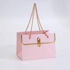 Пакет переноска для цветов, ручка цепь, «Розовый», с золотым тиснением, 15×10.5×10 см - Фото 2