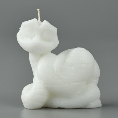 Свеча новогодняя «Змейка милашка», на Новый год, белая, 7 х 6 см