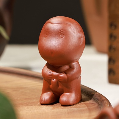 Фигурка для чайной церемонии TAKE IT EASY «Писающий мальчик», керамика, 3.5×3.5×6 см