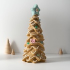 Фигурка светящаяся полистоун «Ёлочка из пряников с новогодними украшениями и звездой», 15×15.5×34.5 см - Фото 5