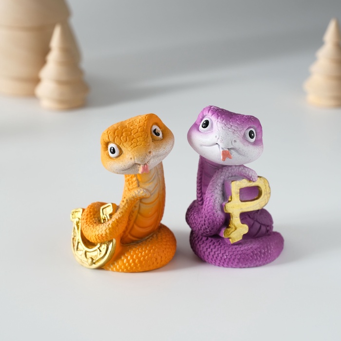 Фигурка полистоун «Змейка с символом богатства», 4×3.5×6.5 см, МИКС - Фото 1