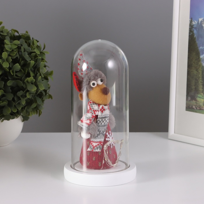 Фигурка светящаяся колба RISALUX «Новогодний олень», LED-ночник, 3×ААА, красный, 11×11×22.5 см - Фото 1