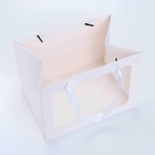 Пакет подарочный с широким дном и окном 25×19×18 см, белый - Фото 2