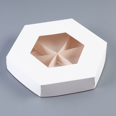 Коробка - менажница белая, с окном, для сладостей и закусок, 23×4 см