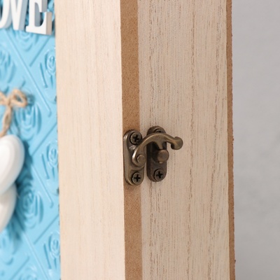 Ключница настенная «Роза. Ключи и сердце», дерево, 6 крючков, голубой 6.5×20×26.5 см