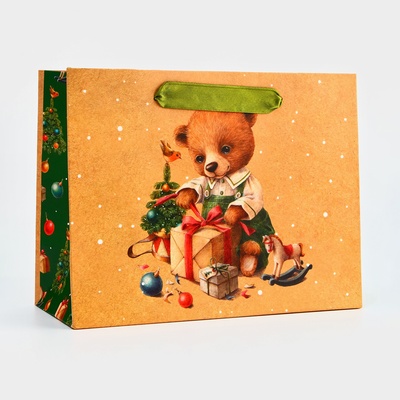 Пакет подарочный новогодний ламинированный «Милый мишка», 23×17.8×9.8 см
