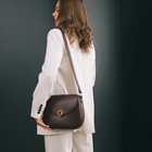 Сумка женская мессенджер TEXTURA на магните, с косметичкой, 28×4×20 см, коричневая - Фото 3