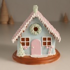Фигурка светящаяся «Пряничный домик с ёлочкой», зефирный, 12.5×12.5×12.5 см - Фото 2