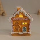 Фигурка светящаяся «Имбирный домик с печенюшкой», 11.2×9×12.8 см - Фото 1